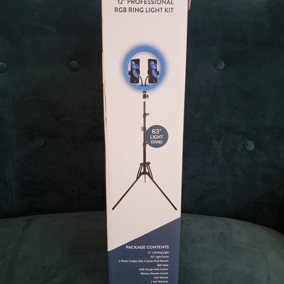 Vivitar Professional 12" Selfie Ring Light Kit with Selfie Remote - Picture 4 of 6